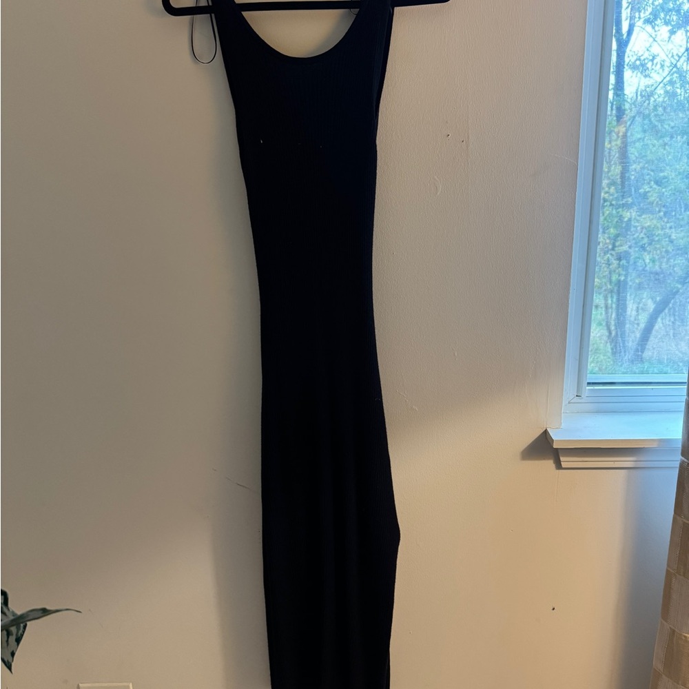 Freshman Black Backless Dress
